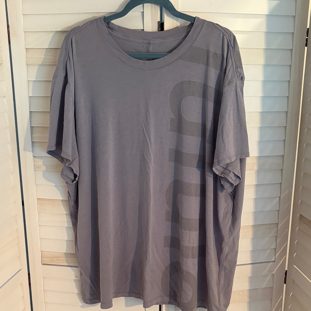 lululemon Gray Short Sleeve Tee